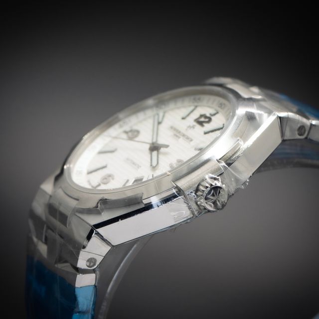 Vacheron Constantin Overseas 47040/B01A-9093 Image 2